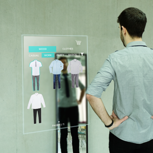 Zukunftsvision, in welcher Klamotten virtuell über AR angezeigt werden. Meine Aufgabe war das UI mit welchem der User interagiert um sein Outfit auszusuchen.